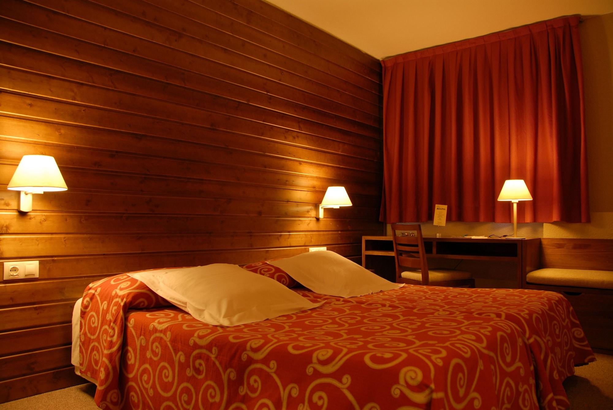 Tuc Blanc Hotell Baqueira Beret Exteriör bild